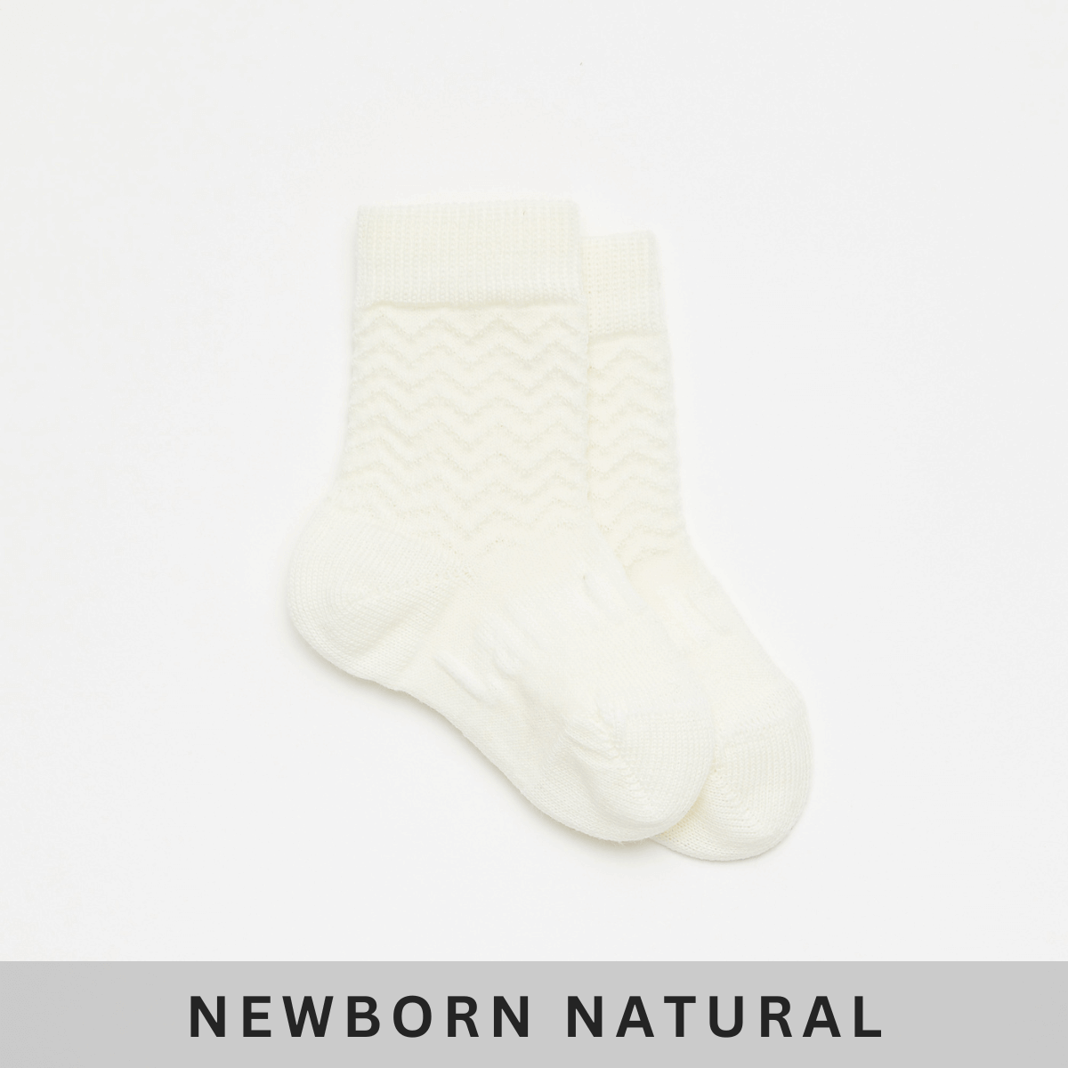 Merino Wool Crew Socks | BABY | Pearl in zigzag texture, lightweight and soft for baby's delicate skin.