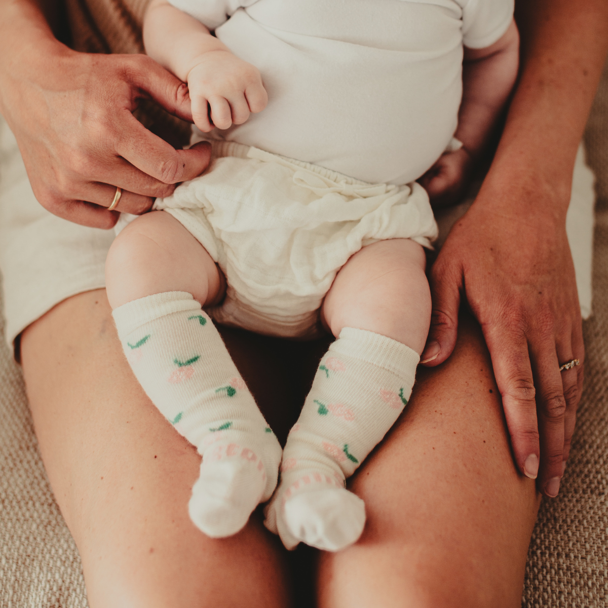 Knee high socks for clearance newborns